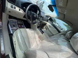 Toyota Venza 2015 Brown
