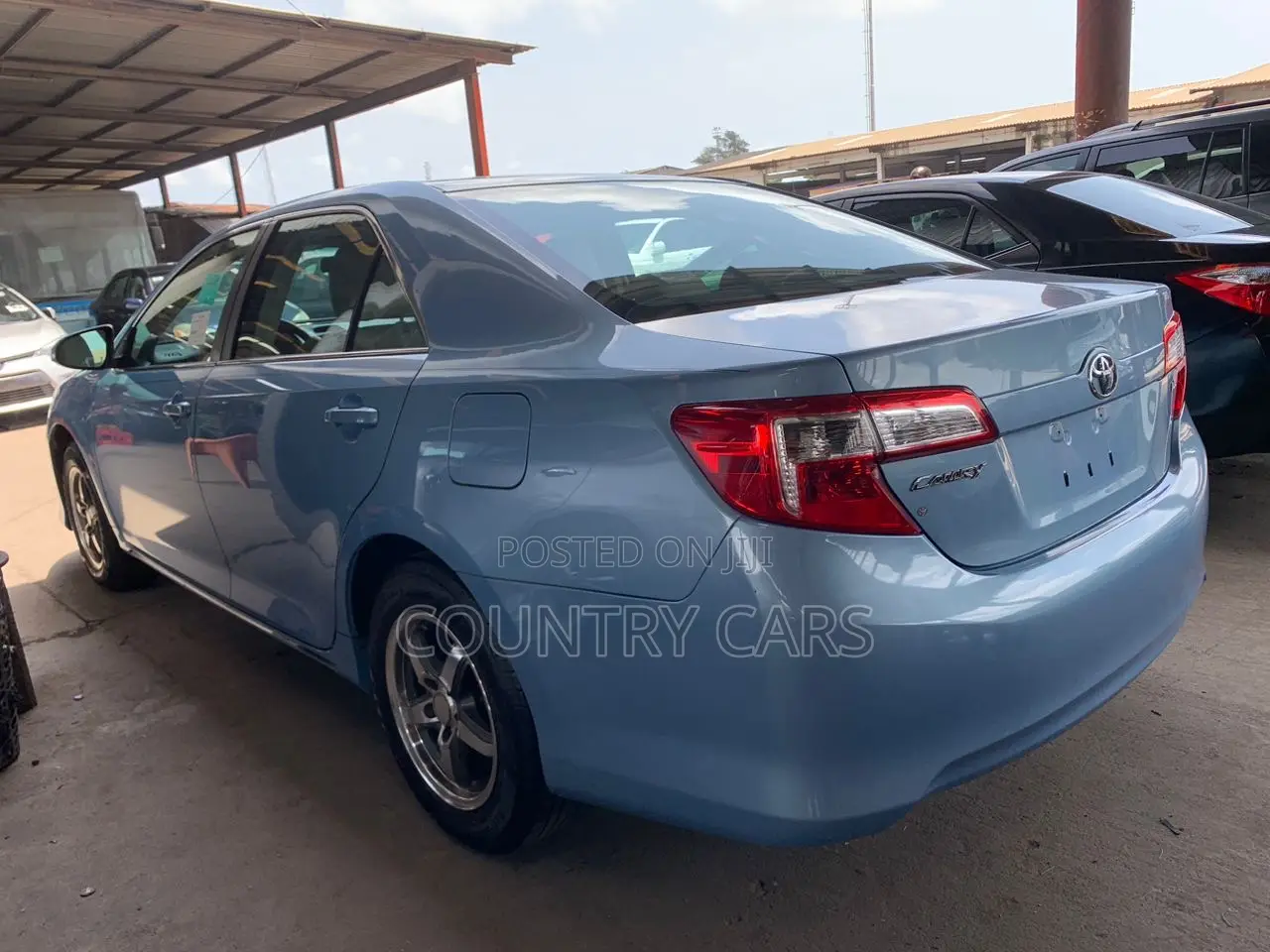 Toyota Camry 2013 Blue