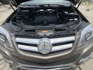 Mercedes-Benz GLK-Class 350 4MATIC 2013 Gold