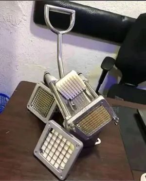 Potatoes and Plantain. Manual Dicer Machine