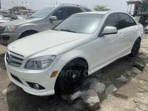 Mercedes-Benz C350 2010 White