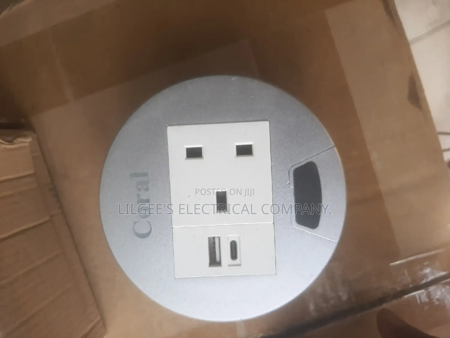 Floor Socket With Usb and Type C