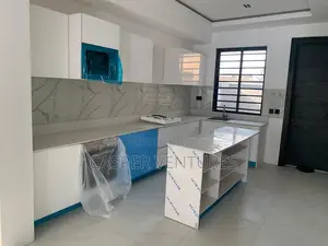 4bdrm Duplex in Ade, Lekki Phase 1 for rent