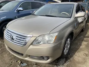 Toyota Avalon 2006 Gold
