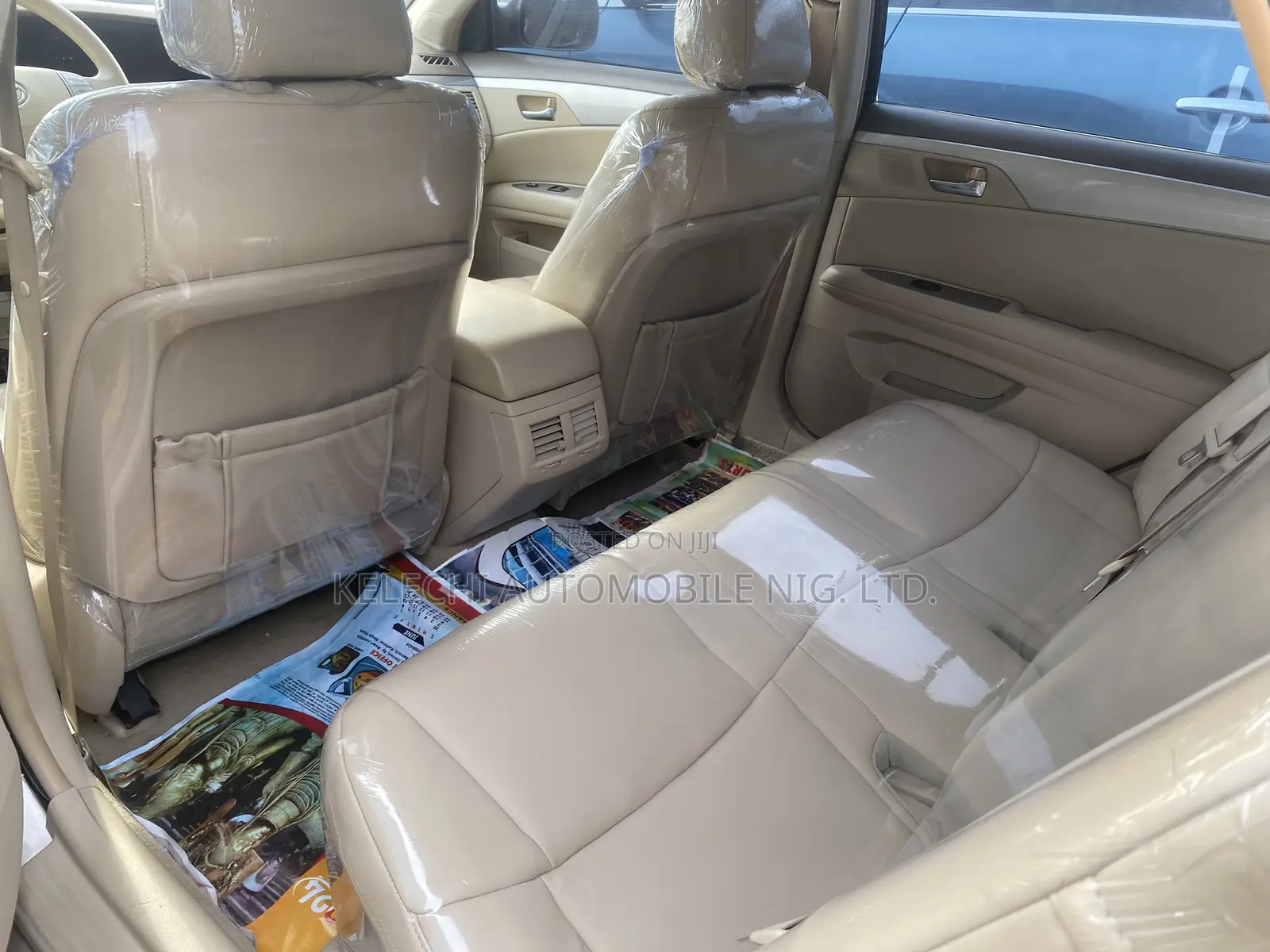 Toyota Avalon 2006 Gold