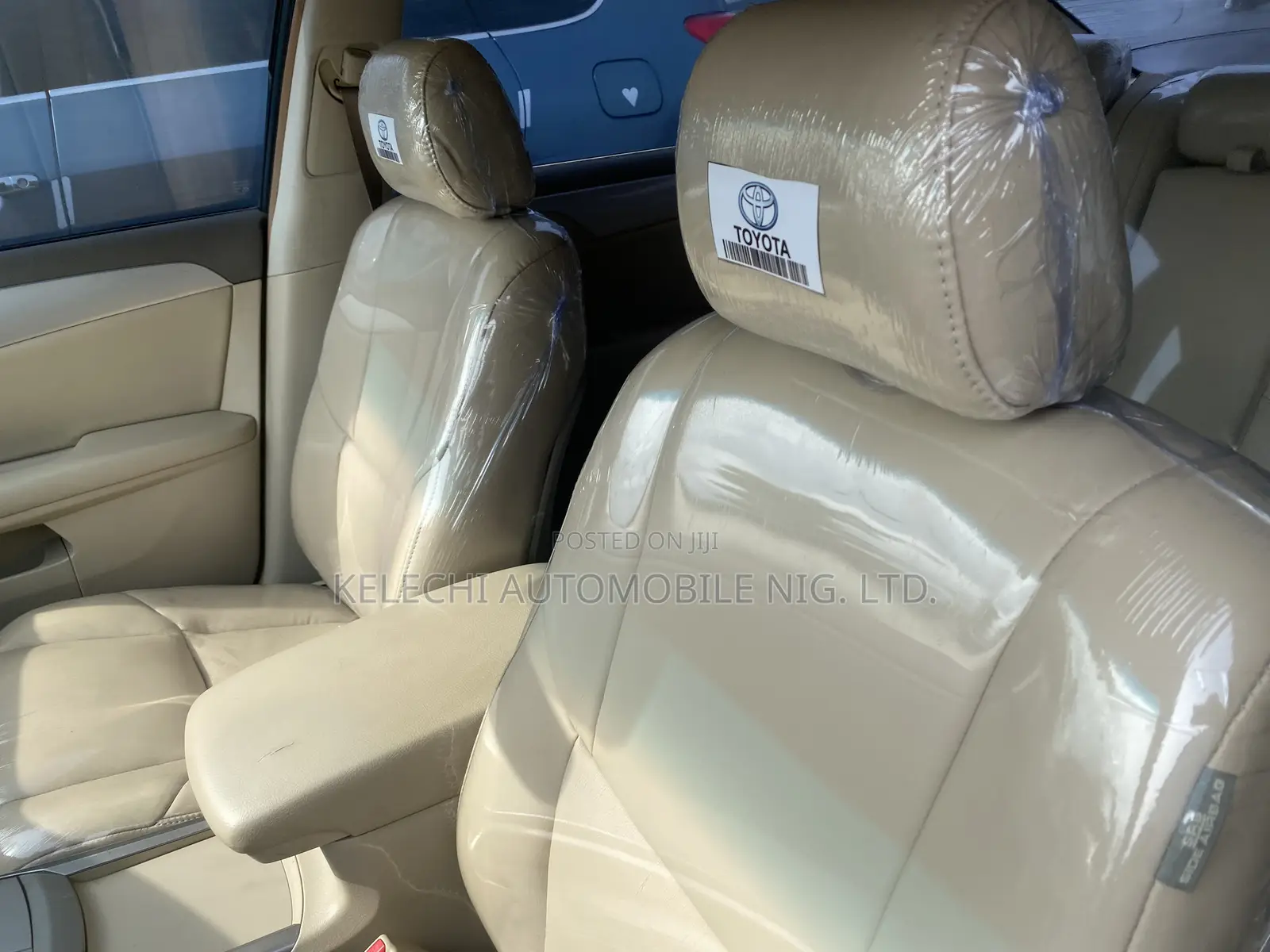 Toyota Avalon 2006 Gold