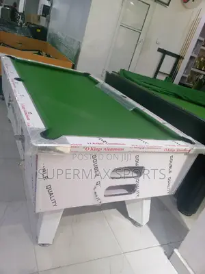 New Gloss Marble and Coin Snooker