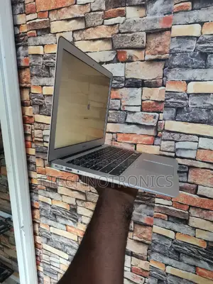Laptop Apple MacBook Air 2012 8GB Intel Core I5 SSD 128GB