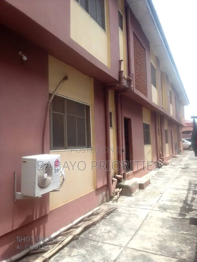 18bdrm Block of Flats in Egbeda for sale