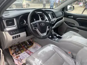 Toyota Highlander 2015 Black
