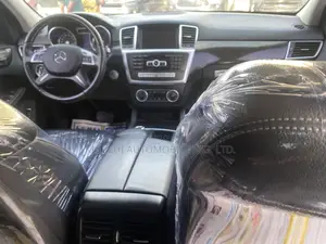 Mercedes-Benz M Class 2014 Red