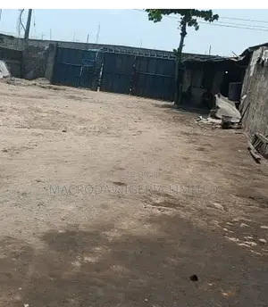 WAREHOUSE at IJORA
Land Size: 3,348sqm