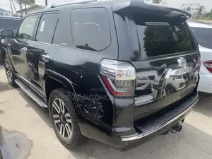 Toyota 4-Runner 2014 Black