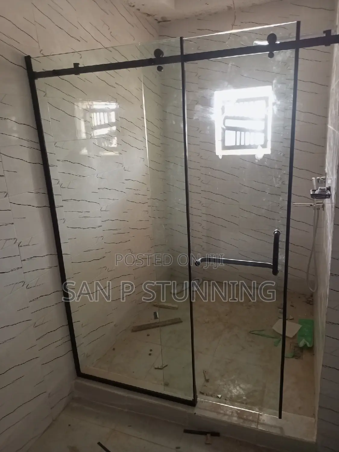 Creative Shower Cubicle Design