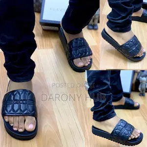 New Gucci LUXURY Carton Slides-Black