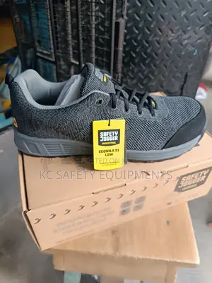 Econila Jogger Boot