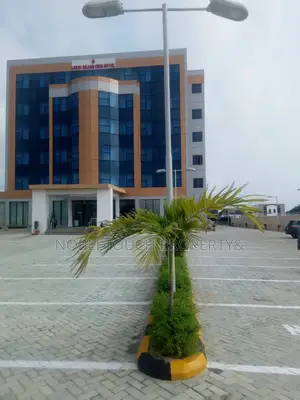 72rooms Functioning 5star Hotel in Lekki