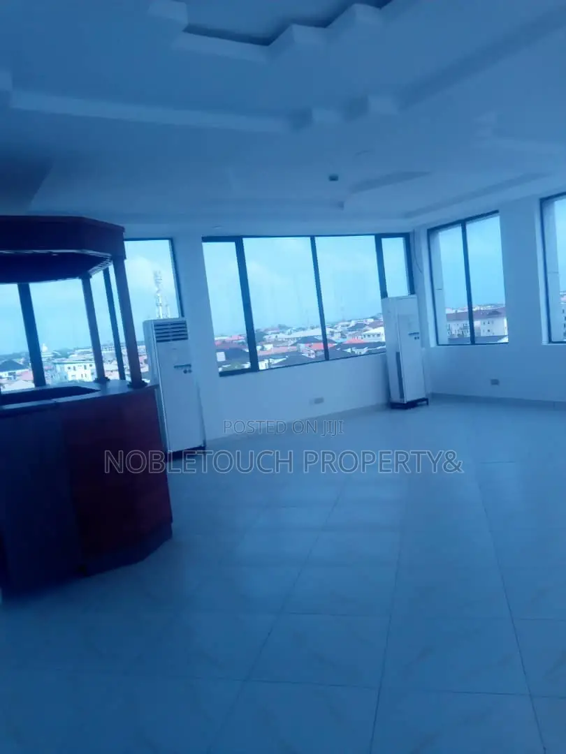 72rooms Functioning 5star Hotel in Lekki
