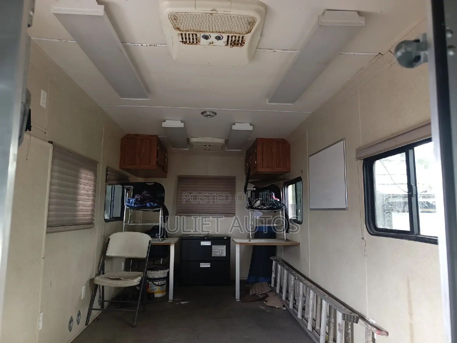 Ford E450 2017 White