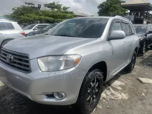 Toyota Highlander 2010 Silver