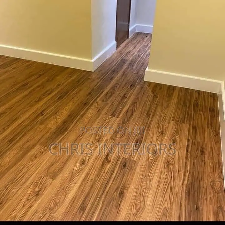 Vynil Laminated Wooden Floor Tiles