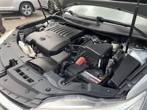 Toyota Camry 2017 Silver