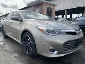 Toyota Avalon 2016 Gold