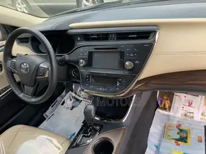 Toyota Avalon 2016 Gold