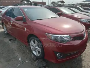 Toyota Camry 2012 Red