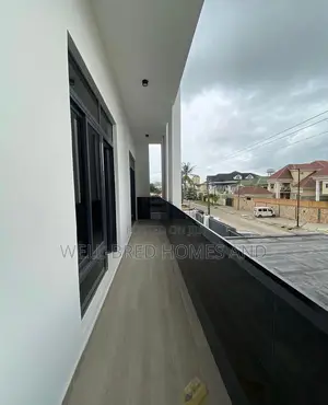 4bdrm Duplex in Lekki Phase 1 for rent