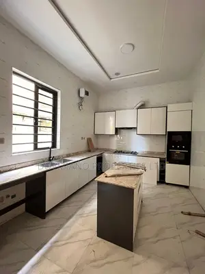5bdrm Duplex in Ajah for sale