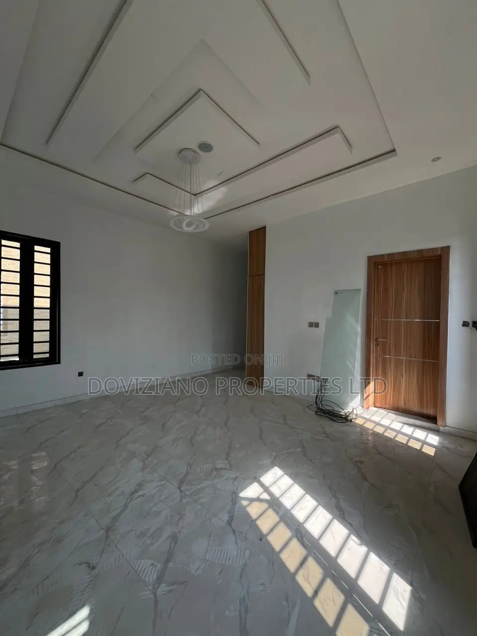 5bdrm Duplex in Ajah for sale