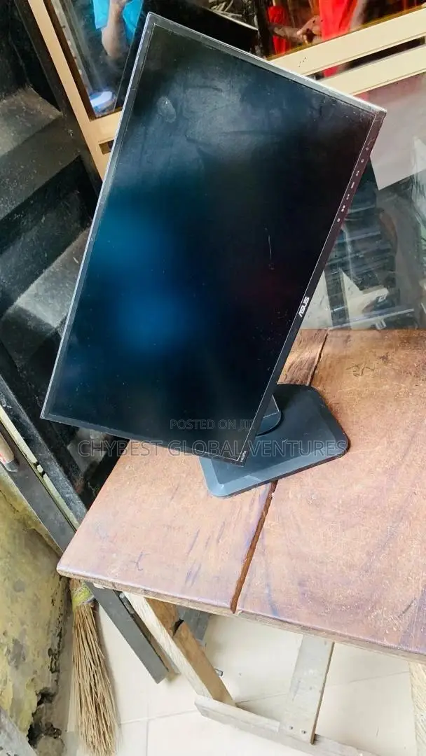 24 Inches Asus Monitor