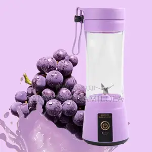 Photo - Portable Fruit Blender