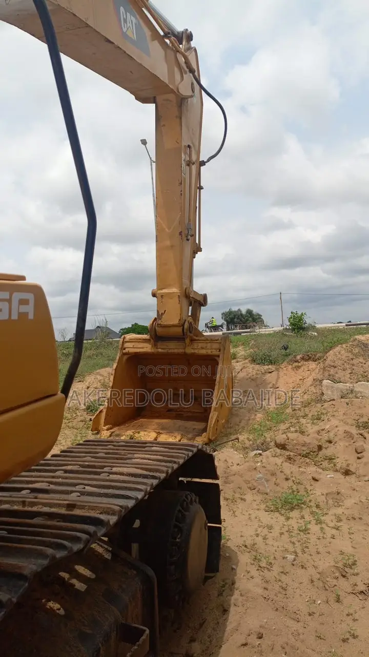 Excavator 330c