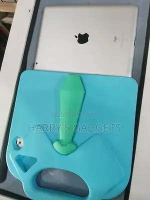 Apple iPad 2 Wi-Fi 16 GB Gray