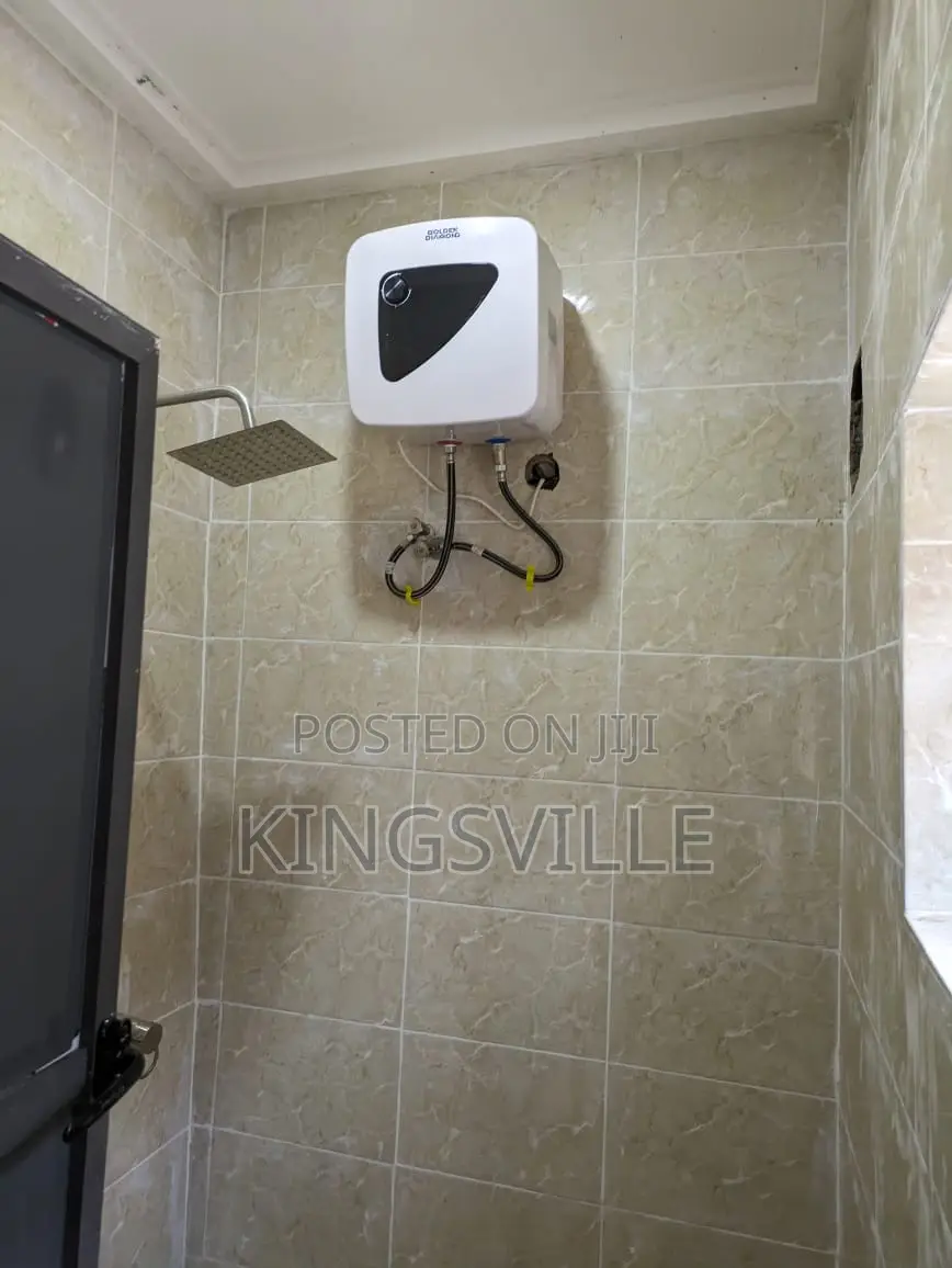 1bdrm Room & Parlour in Gwarinpa Estate, Life Camp for rent