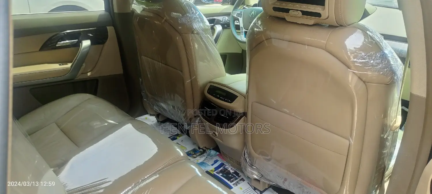 Acura MDX 2011 Black