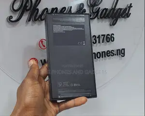 New Samsung Galaxy S24 Ultra 256 GB