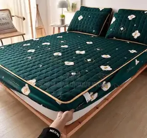 Waterproof Mattress Protective Cover