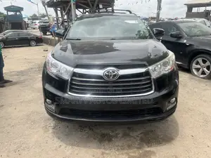 Toyota Highlander 2015 Black