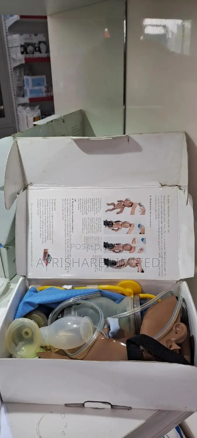 Neonatalie Newborn Simulator