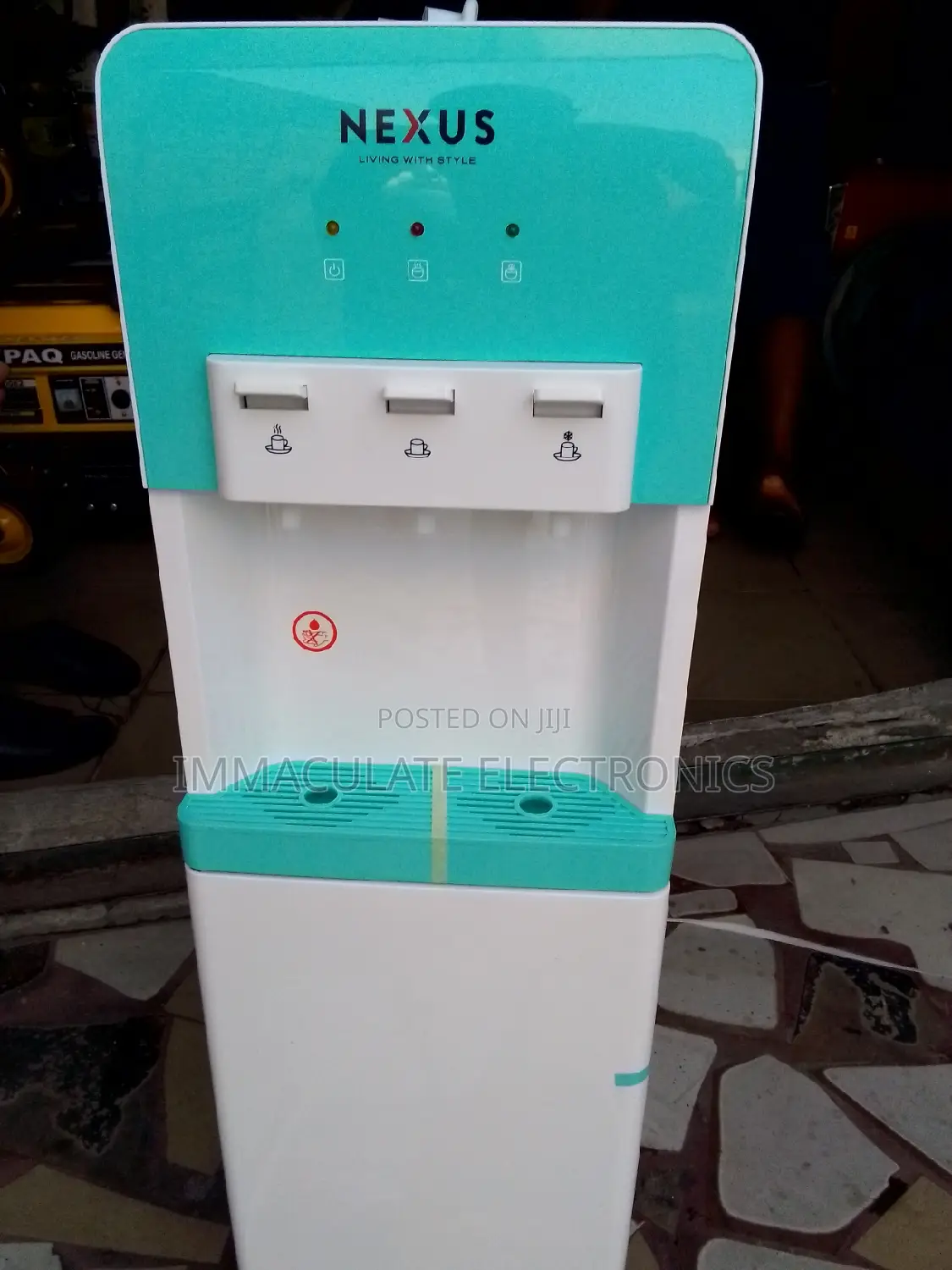 Nexus Water Dispenser