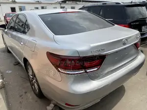 Lexus LS 460 L AWD 2015 Silver