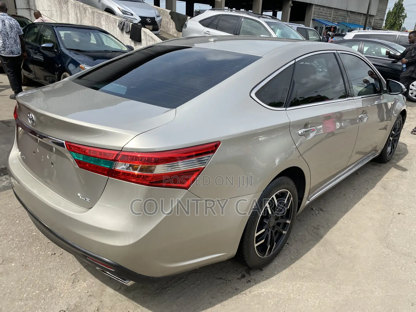 Toyota Avalon 2015 Gold