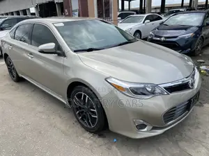 Toyota Avalon 2015 Gold