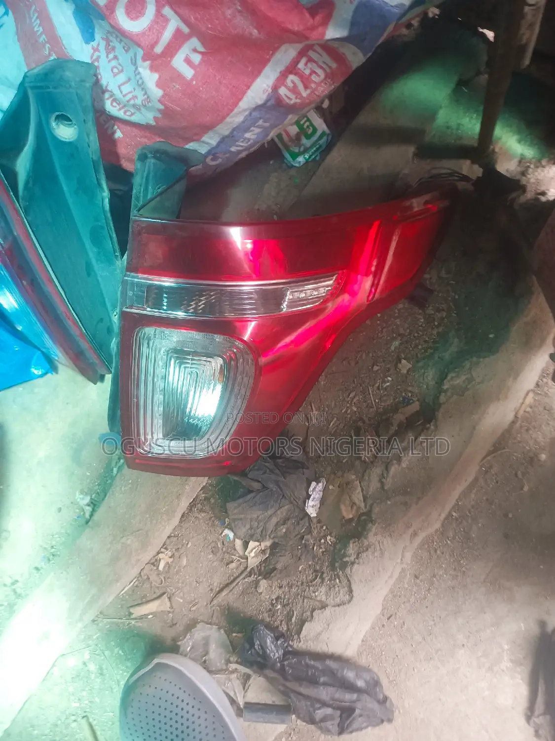 Back Light Ford Explorer 2013 Model