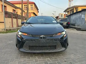 Toyota Corolla LE 2021 Blue