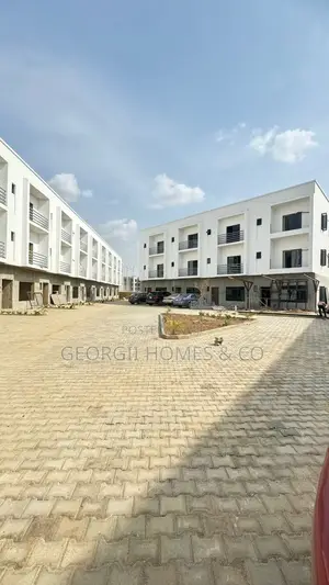 4bdrm Townhouse/Terrace in Jahi for sale