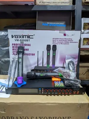 Photo - Voximic VM-8000BT Wireless Microphone